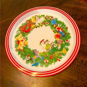 Vintage 1987 Metal Christmas Circle Serving Tray Pan Cookie Plate Wreath Angel